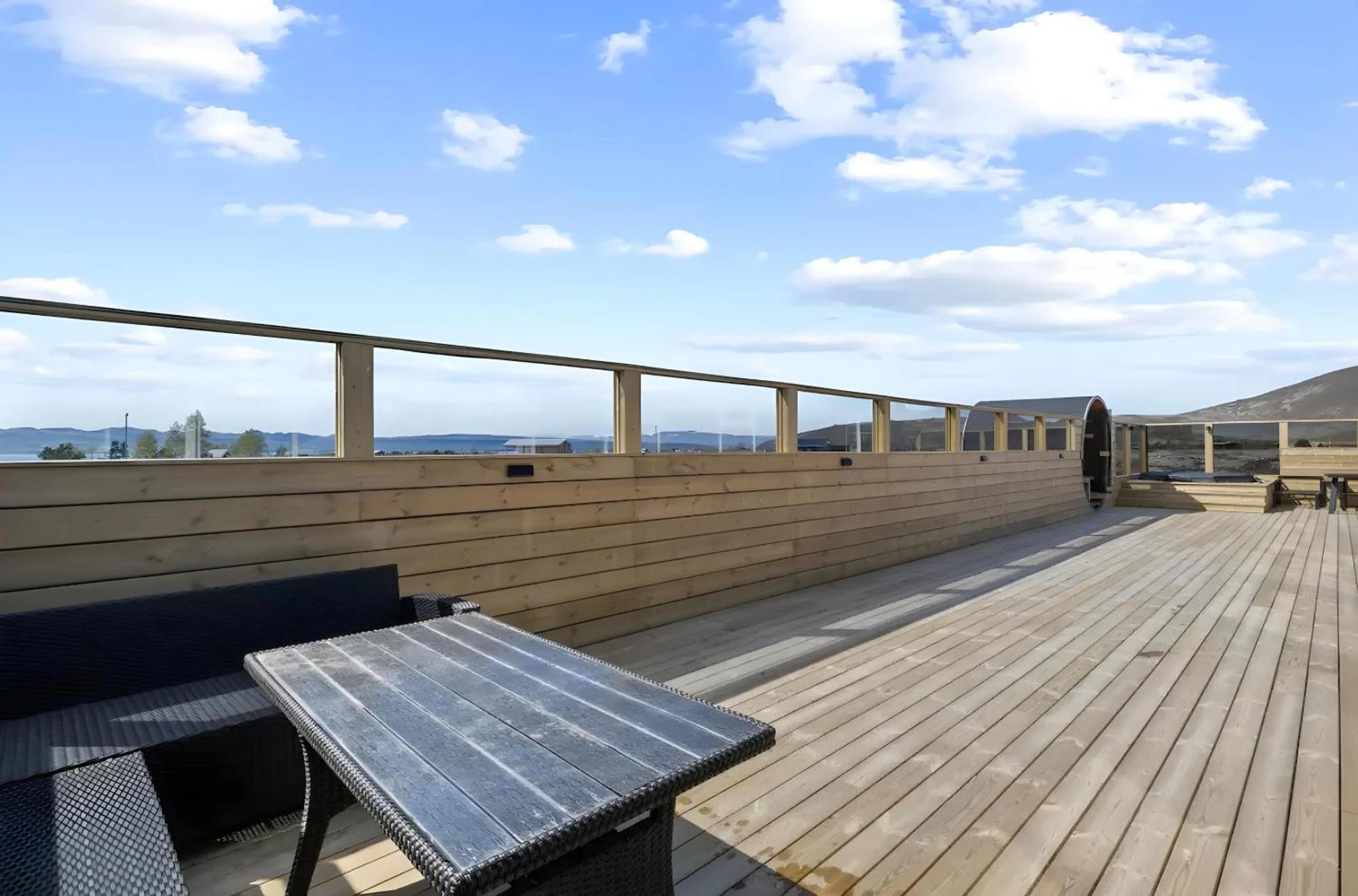 Cozy Cabin With Hot Tub & Sauna - Ultimate Retreat Veithilundur Buitenkant foto