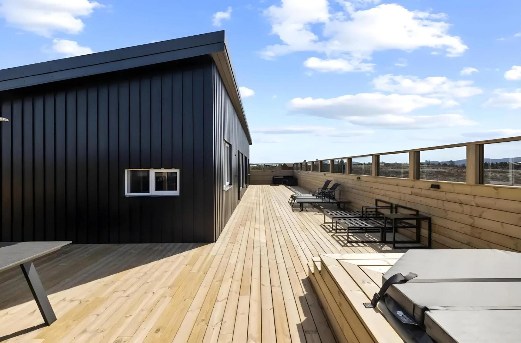 Cozy Cabin With Hot Tub & Sauna - Ultimate Retreat Veithilundur Buitenkant foto