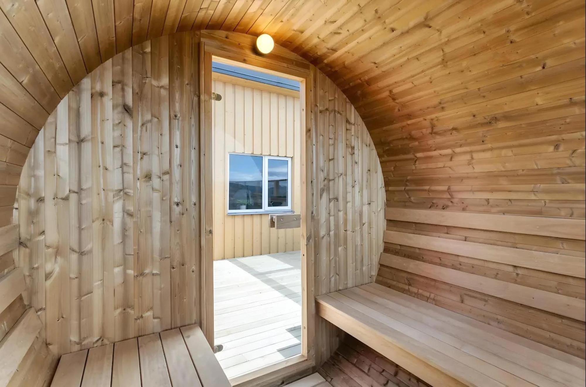 Cozy Cabin With Hot Tub & Sauna - Ultimate Retreat Veithilundur Buitenkant foto